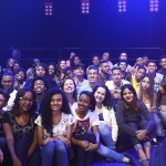 Jovens na plateia do show do Criança Esperança 2015