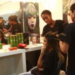 Jovens desenvolvem penteados com produtos Inoar (Foto: Graciele Vieira - Fotografia Spectaculu/2015)