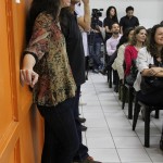 A coordenadora do Núcleo de Trabalho Spectaculu Produções e o coordenador geral da Spectaculu Daniel Envagelista acompanham o seminário (Foto: Camila Mariel)